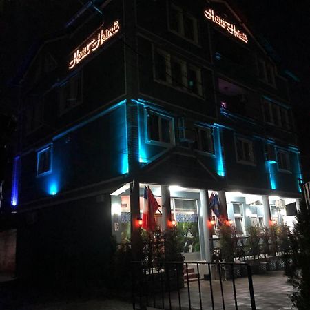 Hotel Heimli Pristina Exterior foto